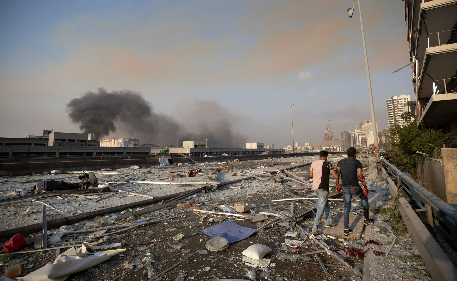 Corniche de Beyrouth, après la double explosion du port le 4 août 2020 - Crédit Boaz Guttman