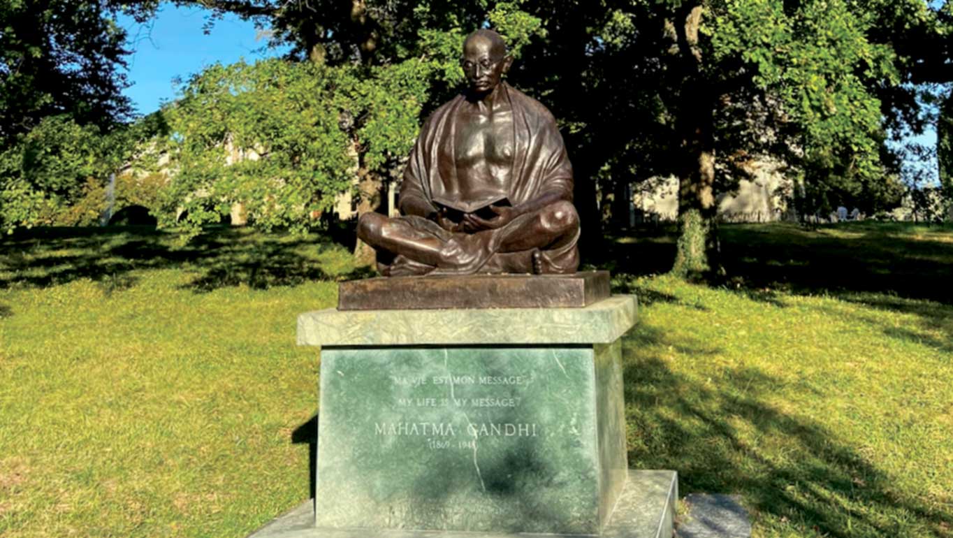 Statue de Mahatma Gandhi, parc de l’Ariana